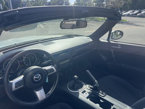 Used 2007 MAZDA MX-5 Miata Touring image 23