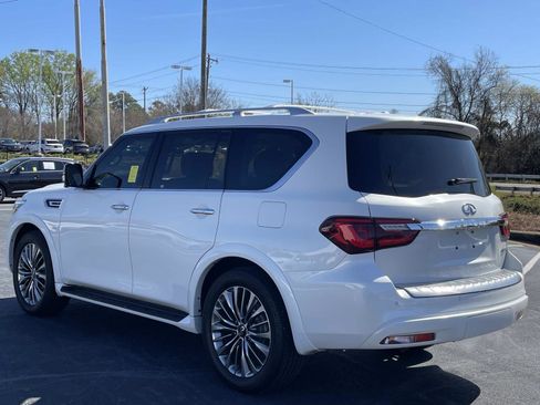 Used 2018 INFINITI QX80 4WD w/ Deluxe Technology Package image 5