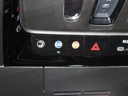 Certified 2024 Cadillac Lyriq Tech w/ Driver Assist Package AWD/4WD image 38
