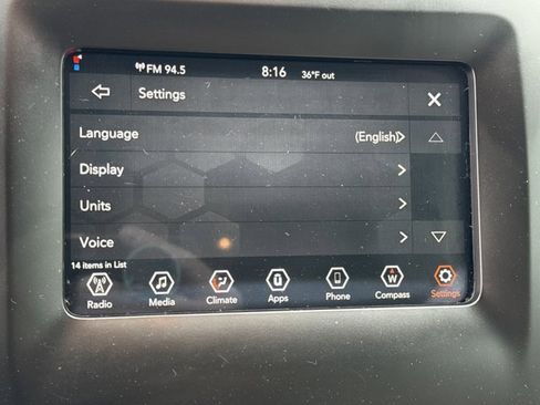 Used 2020 Jeep Cherokee Latitude image 28