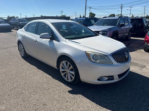 Used 2013 Buick Verano Leather FWD image 4