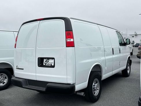New 2025 Chevrolet Express 2500 w/ Driver Convenience Package RWD image 9