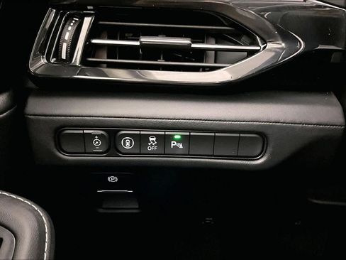 Used 2023 Acura MDX SH-AWD w/ Technology Package image 34