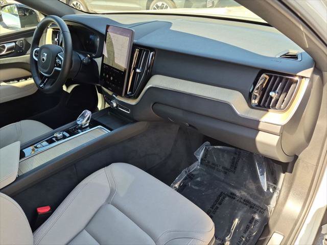 Certified 2026 Volvo XC60 B5 Plus AWD/4WD image 26