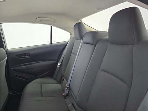 Used 2025 Toyota Corolla LE FWD image 11