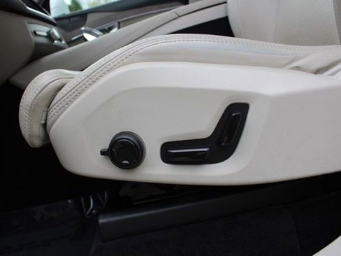 Certified 2023 Volvo XC90 B6 Ultimate w/ Protection Package AWD/4WD image 30