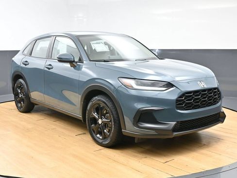Used 2023 Honda HR-V LX image 3