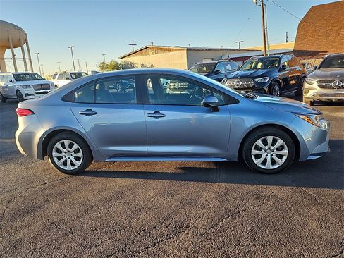 Used 2024 Toyota Corolla LE image 9