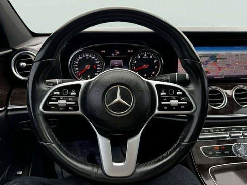 Used 2019 Mercedes-Benz E 300 w/ Premium 1 Package image 28