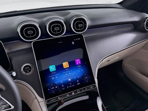 New 2026 Mercedes-Benz GLC 300 image 19