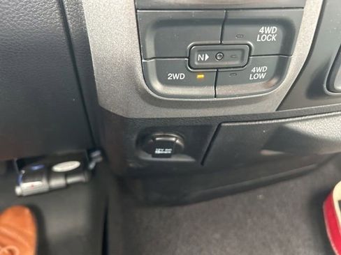 Used 2017 RAM 1500 Express w/ Black Ram 1500 Express Group AWD/4WD image 20