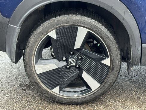 Certified 2025 Nissan Kicks SR w/ SR Premium Package image 19