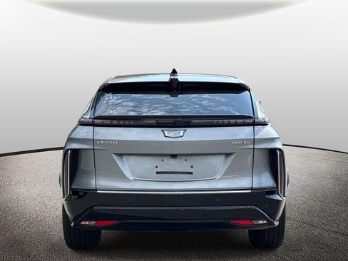 Certified 2026 Cadillac Lyriq Signature Luxury AWD/4WD image 3