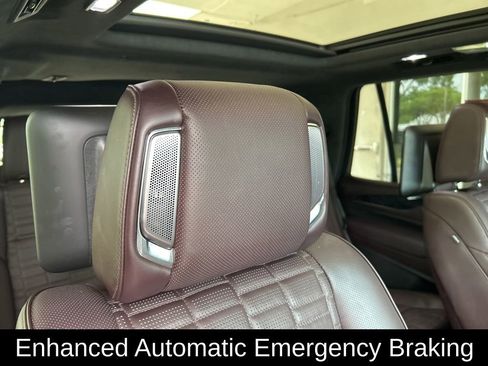 Used 2024 Cadillac Escalade V AWD/4WD image 32