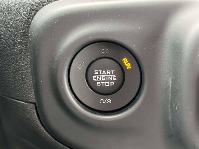 Used 2018 Jeep Wrangler Unlimited Rubicon AWD/4WD image 15