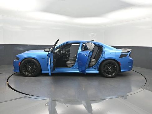 Used 2023 Dodge Charger Scat Pack w/ Daytona Edition Group RWD image 38