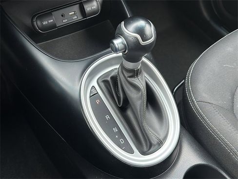 Used 2018 Kia Soul + image 28