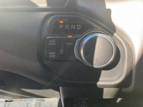 Used 2024 RAM 2500 Big Horn w/ Bed Utility Group image 18