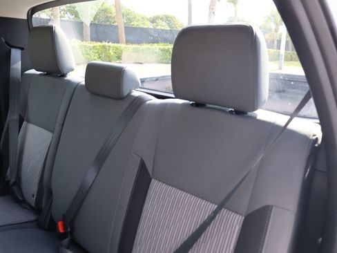 Used 2015 Toyota Tundra SR w/ Tow Package image 18