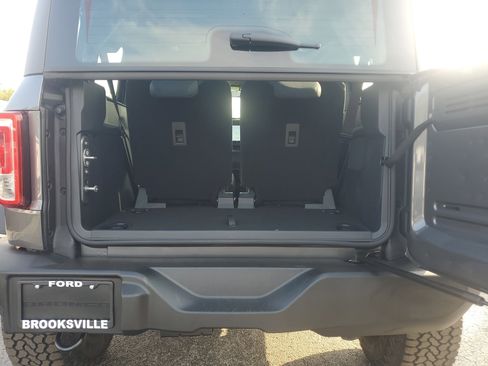 New 2026 Ford Bronco 2-Door w/ Sasquatch Package AWD/4WD image 10