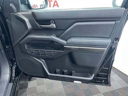 New 2025 Toyota Tacoma TRD Off-Road AWD/4WD image 11