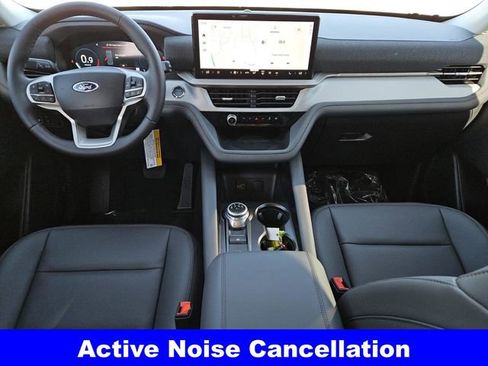 New 2026 Ford Explorer Active w/ Active Comfort Package image 6