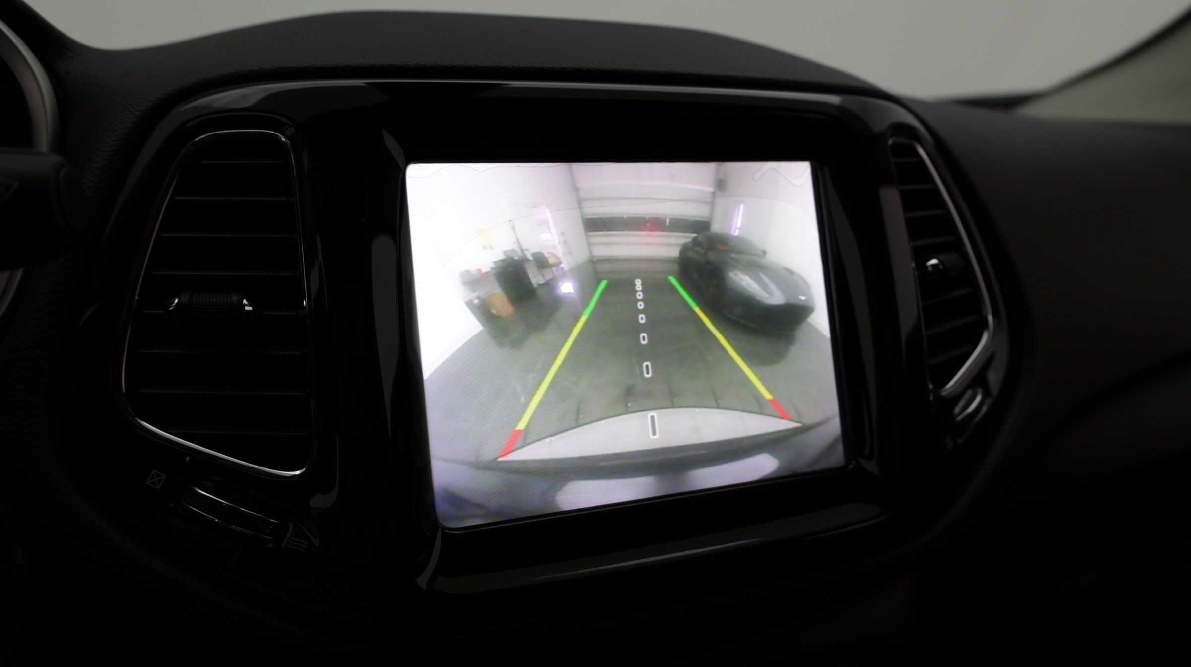 Used 2020 Jeep Compass Limited FWD image 25