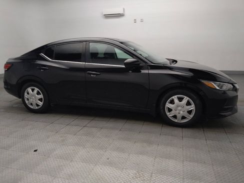 Used 2020 Nissan Sentra S FWD image 11