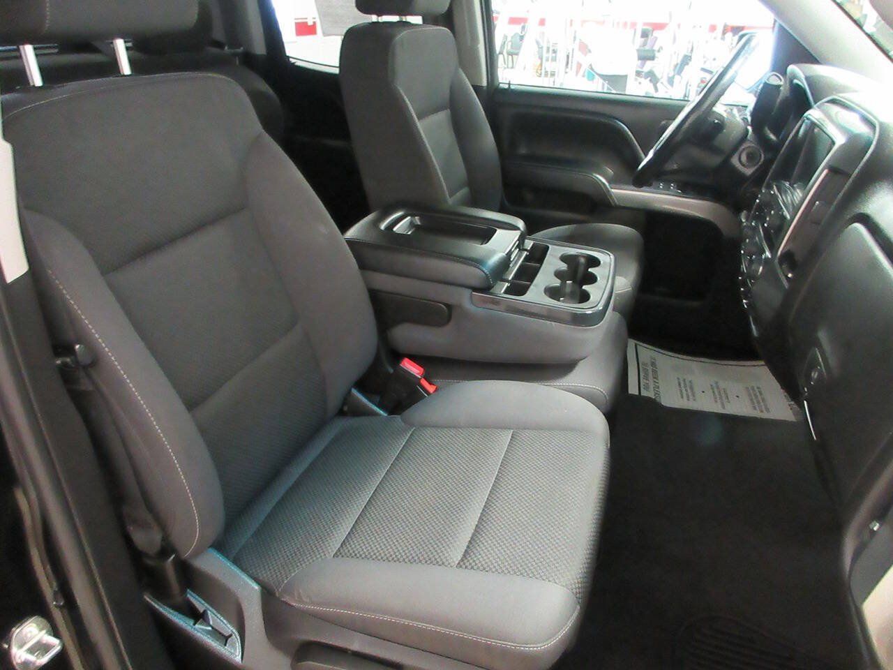 Used 2019 Chevrolet Silverado 1500 LT w/ All Star Edition AWD/4WD image 17