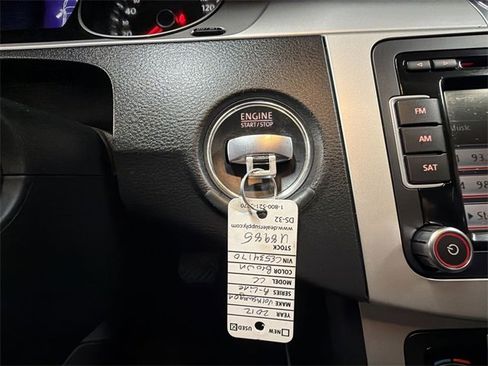 Used 2012 Volkswagen CC Sport image 16