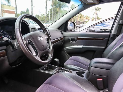 Used 2012 Hyundai Santa Fe SE FWD image 9