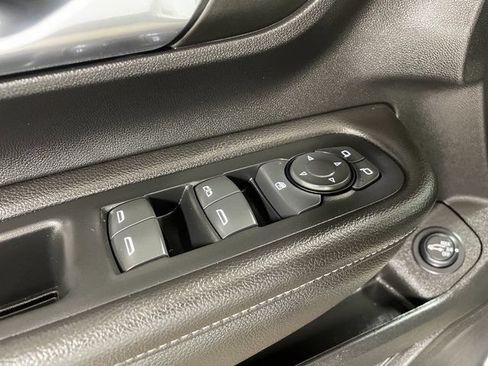 Used 2022 GMC Terrain SLT AWD/4WD image 19