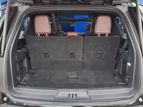 Used 2024 Ford Expedition Limited image 27