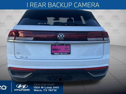 Used 2024 Volkswagen Atlas Cross Sport SE image 10
