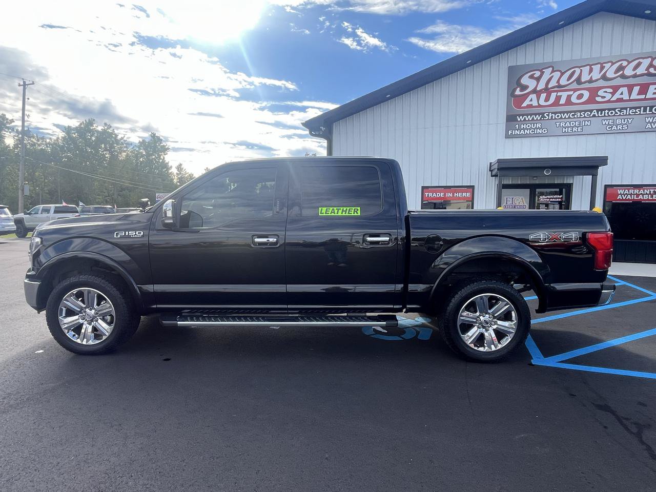 Used 2018 Ford F150 Lariat w/ Equipment Group 502A Luxury AWD/4WD image 8