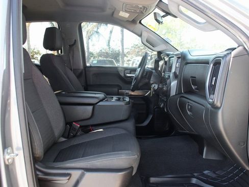 Used 2020 Chevrolet Silverado 1500 LT RWD image 35
