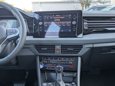 New 2026 Volkswagen Jetta SE image 19