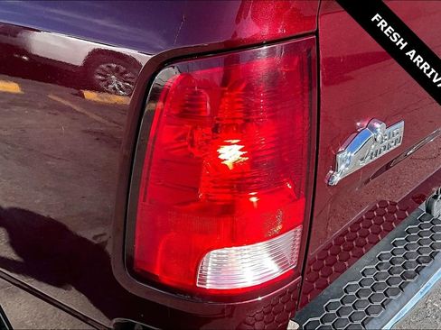 Used 2016 RAM 1500 Big Horn w/ Luxury Group image 23