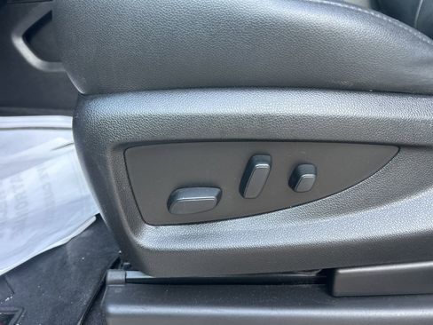 Used 2019 Chevrolet Tahoe Premier image 17