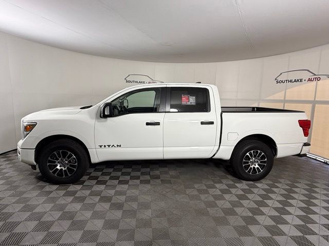 Certified 2023 Nissan Titan SV w/ SV Convenience Package AWD/4WD image 4