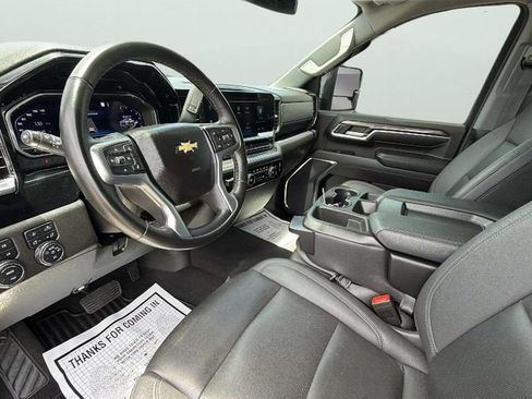 Used 2024 Chevrolet Silverado 2500 LTZ AWD/4WD image 18