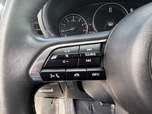 Used 2024 MAZDA MAZDA3 s FWD image 25