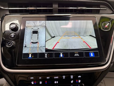 Used 2023 Chevrolet Bolt EUV Premier w/ Sun & Sound Package image 33