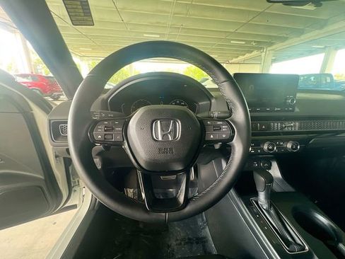 Used 2024 Honda Civic Sport image 14