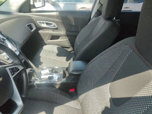 Used 2017 Chevrolet Equinox LT w/ Convenience Package FWD image 19