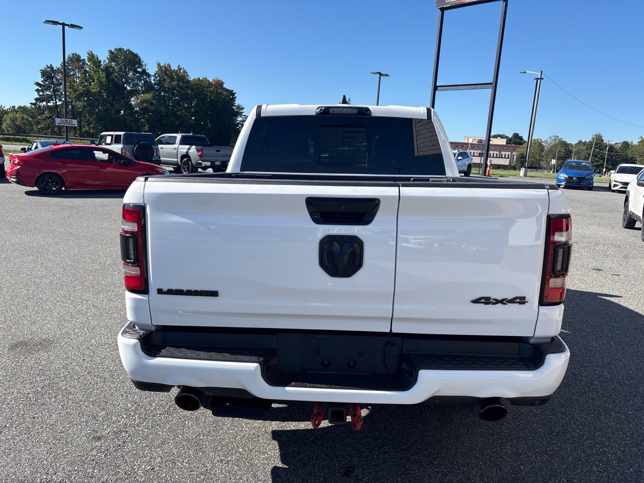 Used 2023 RAM 1500 Laramie AWD/4WD image 8