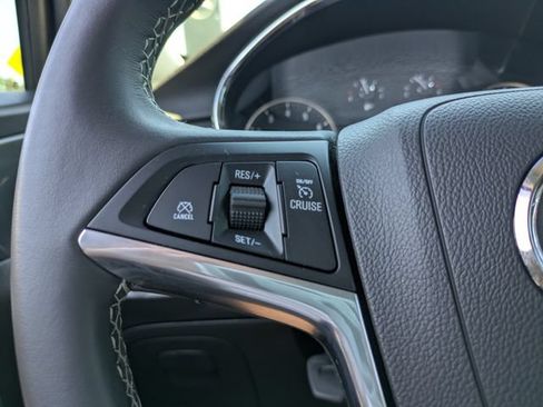 Used 2020 Buick Encore Preferred FWD image 25