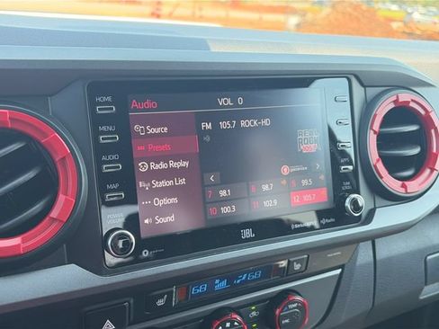 Used 2020 Toyota Tacoma TRD Pro AWD/4WD image 21