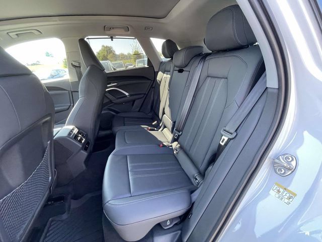 Used 2026 Audi Q5 Premium Plus AWD/4WD image 13
