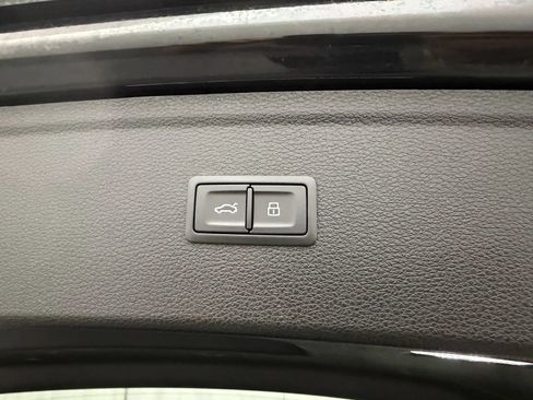 Used 2019 Audi Q5 2.0T AWD/4WD image 41